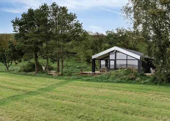 At Feggeklit With Limfjord Views Ferienhaus